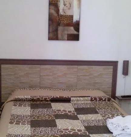 Le 4 Fontane 3* טאורמינה