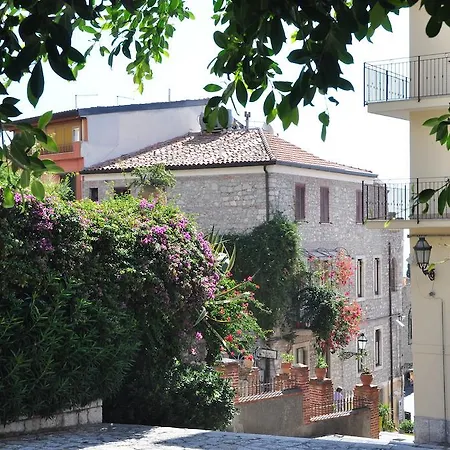 Le 4 Fontane Taormina
